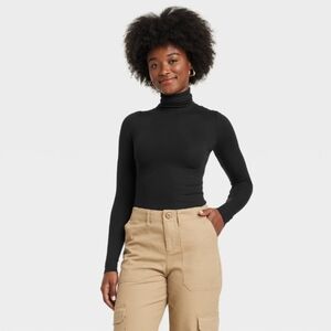 Universal Thread Long Sleeve Featherweight Turtleneck